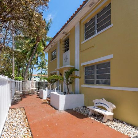 Sunnys Days 5Th St Lägenhet Miami Beach Exteriör bild